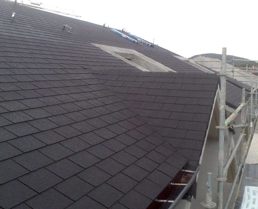 Colocación de tela asfáltica en tejados - Aislamientos San Felices
